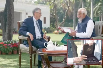 பில் கேட்ஸ்க்கு தூத்துக்குடி முத்தை பரிசளித்த மோடி! பின்னர் அவர் சொன்ன விடயம்