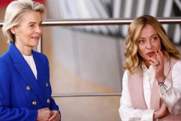 புலம்பெயர் மக்களை நாடுகடத்துவது தீவிரப்படுத்த வேண்டும்: ஐரோப்பிய ஒன்றிய தலைவர் கருத்து