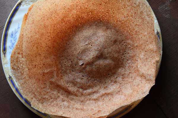 கொழுப்பை வேகமாக கரைக்கும் சிவப்பு அரிசி ஆப்பம்.... வீட்டிலேயே செய்வது எப்படி? | Sigappu Arisi Appam Read Rice Appam