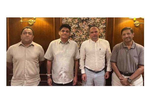 சஜித்தின் பாரிய அரசியல் காய் நகர்த்தல்:கட்சியில் பாரிய மாற்றங்கள் | Sjb And Unp Leaders Hold Key Colombo Meeting