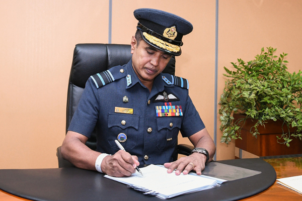 இலங்கையின் புதிய விமானப்படைத் தளபதி நியமனம்! | Sri Lanka S New Air Force Commander Appointed
