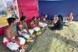 முள்ளிவாய்க்கால் மண்ணில் தென்புலத்தார் வழிபாடு; கண்ணீரில் உறவுகள்