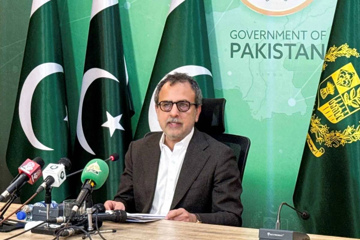 ஈரான் போரால் இருளில் மூழ்கும் பாகிஸ்தான் - நாளொன்றுக்கு 7 மணி நேர மின்சார நிறுத்தம் | 7 Hours Power Outage In Pakistan Due To Iran War