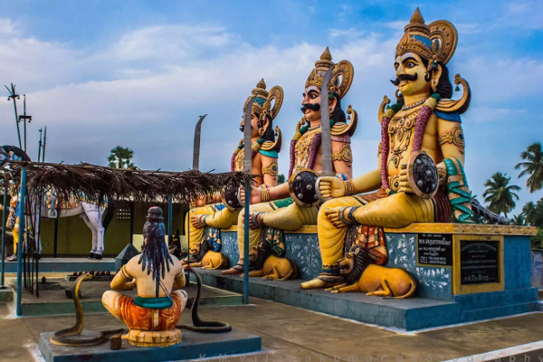 வீட்டில் குலதெய்வம் குடிவர உதவும் 5 பொருட்கள்.., என்னென்ன தெரியுமா? | 5 Items Will Help You Bring In Heirlooms At Home வீட்டில் குலதெய்வம் குடிவர உதவும் 5 பொருட்கள்.., என்னென்ன தெரியுமா? | 5 Items Will Help You Bring In Heirlooms At Home