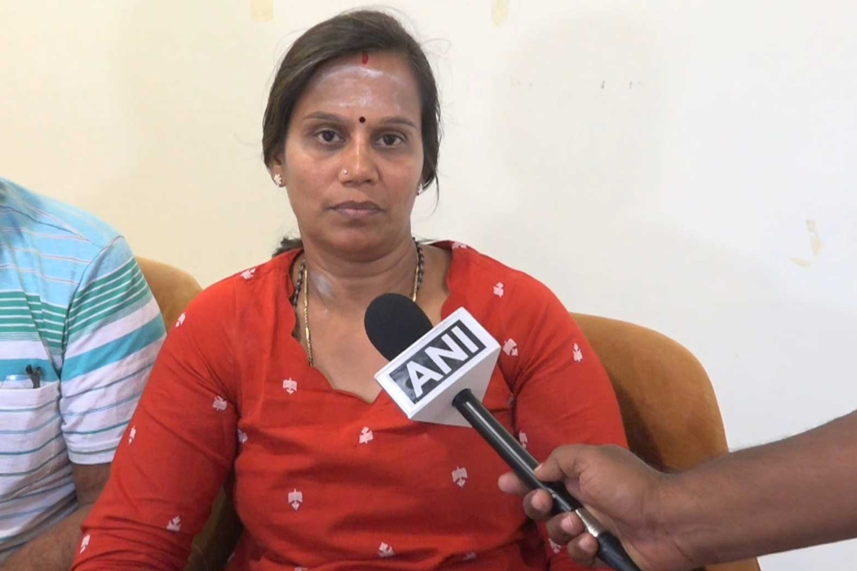 கட்டியிருந்த சேலையால் காப்பாற்றிய பெண்.. நேபாள வெள்ளத்தில் சிக்கிய சிவரஞ்சனி பேட்டி | Nepal Flood Survivor Sivaranjini Interview கட்டியிருந்த சேலையால் காப்பாற்றிய பெண்.. நேபாள வெள்ளத்தில் சிக்கிய சிவரஞ்சனி பேட்டி | Nepal Flood Survivor Sivaranjini Interview