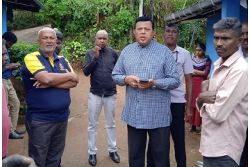 தலவாக்கலையில் திடீர் தீ விபத்து! இராஜாங்க அமைச்சர் நேரில் பயணம் (Photos)