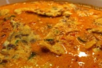பார்த்தவுடனே நாவில் எச்சில் ஊறும் ஆம்லெட் கறி; செய்வது எப்படி தெரியுமா?