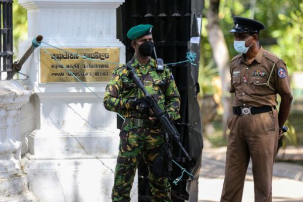 கிறிஸ்தவ தேவாலயங்களை சுற்றி விசேட பாதுகாப்பு | Christmas New Year Festival High Security Colombo