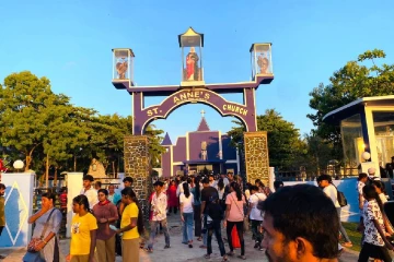 மட்டக்களப்பில் பிரசித்தி பெற்ற ஆயித்தியமலை தூய சதா சகாய அன்னையின் திருத்தலம் நோக்கிய பாதயாத்திரை