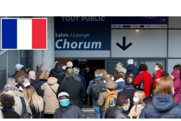 பிரான்சில்  5,00,000 பேர் ஆபத்தில்! கொரோனா வைரசுக்காக இரு வெவ்வேறு தடுப்பூசிகளை போட்டுக்கொண்டால் ஏற்படும் பக்கள்விளைவுகள்