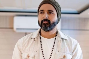 காசு கொடுத்து அசிங்கப்படுத்திய சிவகார்த்திகேயன்!! வருத்தபட்ட பிரபல நடிகர்..