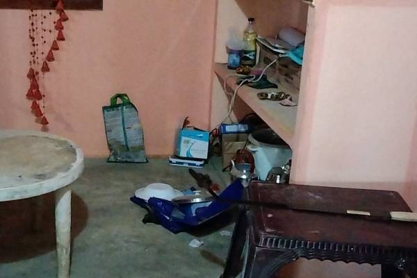 கிளிநொச்சியில் தூக்கத்தில் இருந்து எழுந்தவர்களுக்கு காத்திருந்த அதிர்ச்சி!(Photos) | Shock Woke Up Kilinochchi