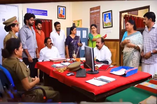 Pandian Stores 2: அம்பலமாகிய போலி நகை விவகாரம்... மீண்டும் குற்றவாளியாகிய பாண்டியன் குடும்பம் | Pandian Stores Police Enquiry Mayil Family Shock