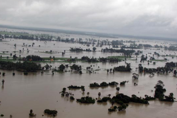 மட்டக்களப்பு மக்கள் மிக அவதானம்.. அரசாங்கம் விடுத்துள்ள அபாய எச்சரிக்கை | Warnings Issued Three River Basins In Batticaloa மட்டக்களப்பு மக்கள் மிக அவதானம்.. அரசாங்கம் விடுத்துள்ள அபாய எச்சரிக்கை | Warnings Issued Three River Basins In Batticaloa