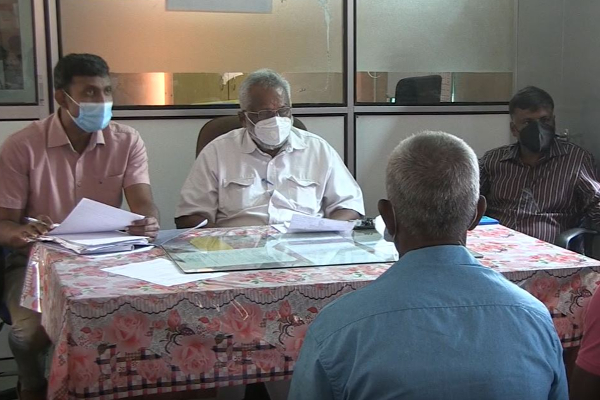 கிளிநொச்சி மாவட்டத்தில் இடம்பெறுகின்ற அபிவிருத்திகள் தொடர்பாக அமைச்சர் ஆய்வு! | India Sl Kilinochchi Mullaitivu Douglasdevananda