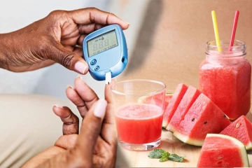 சக்கரை நோயாளிகள் தர்பூசணி சாப்பிட்டாலாமா? மீறி சாப்பிட்டால் ஆபத்து வருமா?