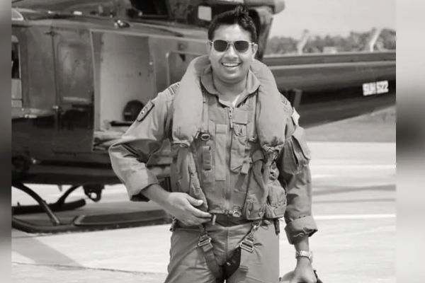 ஹெலிகொப்டர் விபத்தில் உயிரிழந்த விமானப்படை அதிகாரிக்கு கிடைத்த அங்கீகாரம் | Air Force Officer Killed In Helicopter Crash ஹெலிகொப்டர் விபத்தில் உயிரிழந்த விமானப்படை அதிகாரிக்கு கிடைத்த அங்கீகாரம் | Air Force Officer Killed In Helicopter Crash