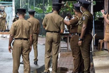 யாழ்ப்பாணம் நகரப் பகுதியில் திடீரென கைது செய்யப்பட்ட இளைஞர்கள்