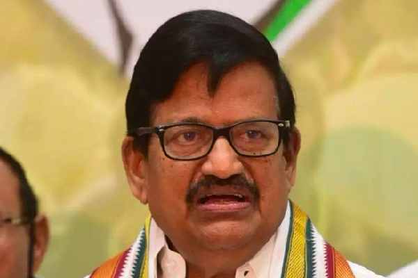 மோடி மல்லாந்து படுத்துக் கொண்டு எச்சில் துப்பக் கூடாது : கே.எஸ்.அழகிரி ஆவேசம் | Prime Minister Modi Down Ks Alagiri மோடி மல்லாந்து படுத்துக் கொண்டு எச்சில் துப்பக் கூடாது : கே.எஸ்.அழகிரி ஆவேசம் | Prime Minister Modi Down Ks Alagiri