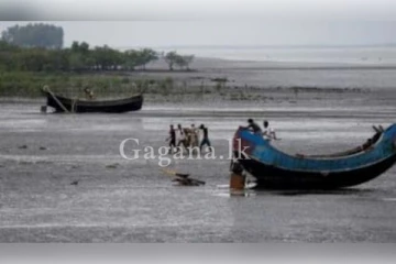 මේක විශාල කරදරයක් උනානේ..මෙහෙම ගියොත් අපේ ඈයොන්ට අත පිහිදන් බලන් ඉන්න තමා වෙන්නේ..