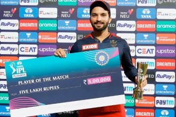 கிரிக்கெட் தான் முக்கியம் கல்யாணத்தை தள்ளி போடுங்க - ஒரு நாள் ஹீரோ ரஜத் படிதார்..!