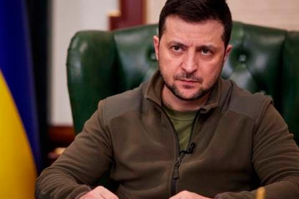 உக்ரைனில் இராணுவ வீரர்களை காப்பாற்றிய பெண்! உயர் விருதுடன் கௌரவிப்பு! | Russo Ukrainian War Award To Army உக்ரைனில் இராணுவ வீரர்களை காப்பாற்றிய பெண்! உயர் விருதுடன் கௌரவிப்பு! | Russo Ukrainian War Award To Army