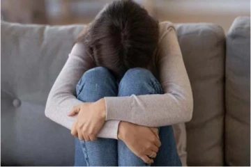 21 நாள் அடைத்து வைக்கப்பட்ட இளம்பெண்: நாள்தோறும் அரங்கேறிய வன்கொடுமை! காதல் ஏற்படுத்திய விபரீதம்