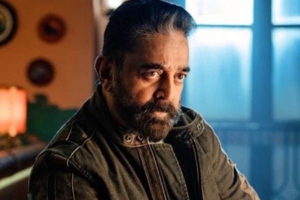 17 வயதில் பிரபல முன்னணி நடிகருடன் கமல் ஹாசன் எடுத்து புகைப்படம்.. இதுவரை பலரும் பார்த்திராதது.. | Kamal Haasan With Jai Shankar In His 17 Age