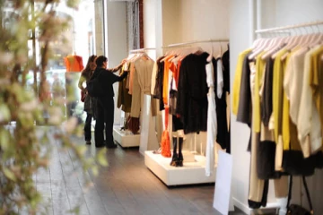 ஆடைகளின் விலை அதிகரிக்கிறது