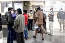 ஆழ்ந்து தூங்கிக்கொண்டிருந்த குழந்தைகள்... தீவிபத்தில் சிக்கி 10 குழந்தைகள் பரிதாப பலி