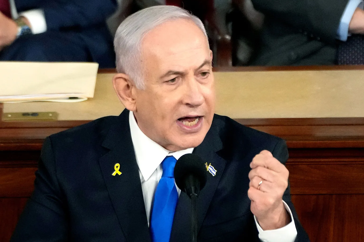 போர்நிறுத்தத்தை அறிவித்த 24 மணி நேரத்தில் மீண்டும் ஹோர்முஸ் நீரிணையை மூடிய ஈரான்! லெபனான் தாக்குதலுக்கான பதிலடி | Iran Closes Hormuz Response Israel Strikes Lebanon