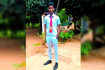 வவுனியாவில்   15 வயதுடைய மாணவனை காணவில்லை (Photo)