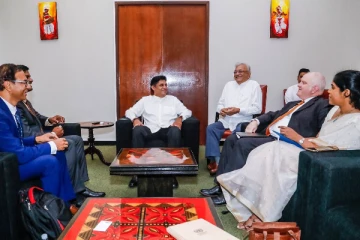 எதிர்க்கட்சி தலைவரை சந்தித்த சர்வதேச நிபுணர்! (Photos)