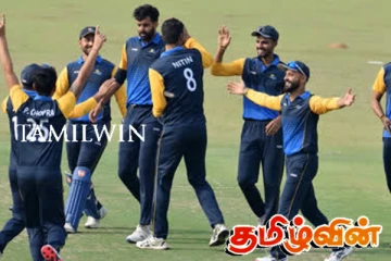 இருபதுக்கு20 கிரிக்கட்டில் 11 வீரர்களையும் பந்துவீச்சில் பயன்படுத்திய அணி