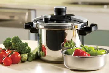 இல்லத்தரசிகளே! இந்த உணவுகளை தவறி கூட குக்கரில் சமைச்சிடாதீங்க! எச்சரிக்கை தகவல்