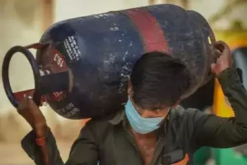 என்னது மறுபடியுமா .. வணிக பயன்பாட்டிற்கான சிலிண்டர் விலை ரூ.102 உயர்வு