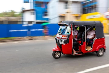 பிரான்ஸ் பெண் ஒருவரை சீண்டிய சாரதிக்கு நேர்ந்த நிலை!