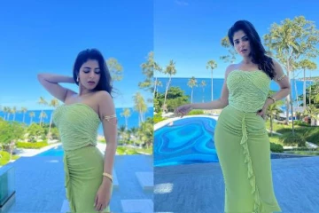 30 வயதிலும் குறையாத அழகு.. நடிகை ஐஸ்வர்யா மேனன் கண்கவரும் போட்டோஸ்