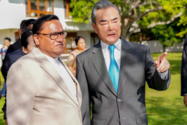 இலங்கை மீண்டெழ சீனா முழு ஆதரவு! விஜித ஹேரத்திடம் வாங் யீ உறுதி | China S Full Support For Sri Lanka S Recovery