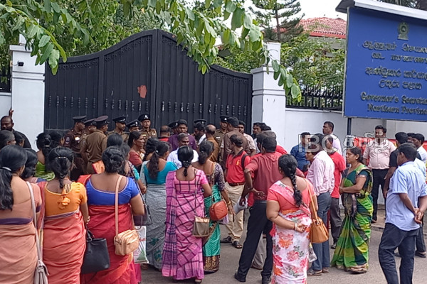 பாடசாலைகளை மூடி போராட்டம் - எச்சரிக்கும் ஆசிரியர் சங்க செயலாளர் ஜோசப் ஸ்டாலின் | Schools Will Close Protest Against Ministry Of Edu