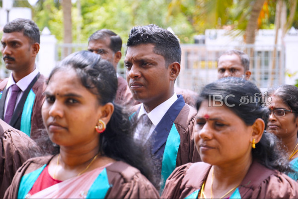தொடர்பாடல் இடைவெளியை குறைக்க மேலதிக மொழி அறிவு அவசியம் : வடக்கு ஆளுநர் சுட்டிக்காட்டு | Additional Language Knowledge Is Necessary