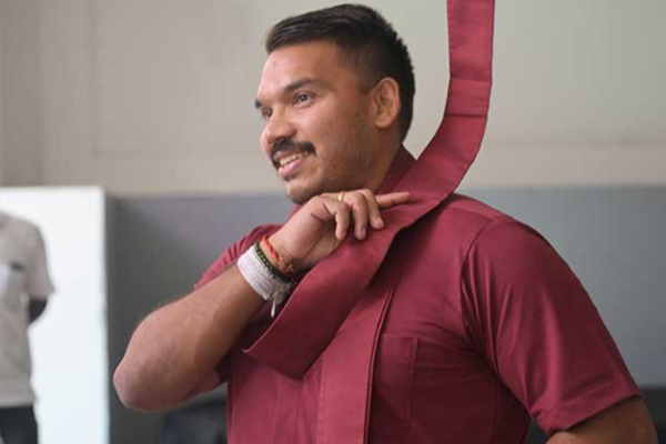 நாமலை சந்திக்கவுள்ள 25 பேர் கொண்ட குழு | Namal Meets 25 Ex Mps From Slpp