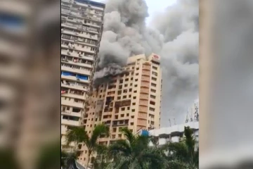 அடுக்குமாடி குடியிருப்பில் பயங்கர தீ விபத்து: 7 பேர் பலியான பரிதாபம்