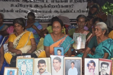 கூட்டமைப்பிலிருந்து சுமந்திரனை வெளியேற்றினால் சொர்க்கத்திலிருக்கும் தந்தை செல்வா சிரிப்பார்- கடும் விசனம் வெளியிட்டுள்ள உறவுகள்!