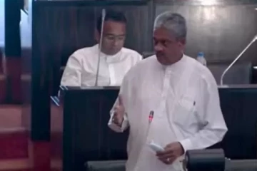 அரசாங்க தரப்பிற்குள் தொடரும் ஊழல் செயற்பாடுகள்: பொன்சேகா குற்றச்சாட்டு