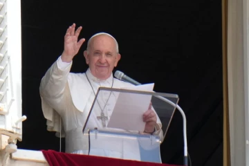 வத்திகான் திரும்பினார் போப் ஆண்டவர் பிரான்சிஸ்!