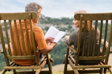 කාන්තාවන්ට හා පිරිමින්ට වෙන වෙනම විශ්‍රාම යෑමේ වයස් සීමවේ සංශෝධනයක්