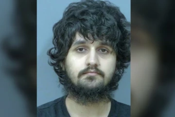 கனடாவில் தீவிரவாத குற்றச்சாட்டில் இளைஞர் கைது