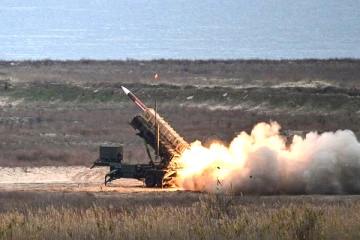 இஸ்ரேல் விமான நிலையத்தை நோக்கி ஏவப்பட்ட ஏவுகணை- 48 மணி நேரத்தில் 3-வது தாக்குதல்