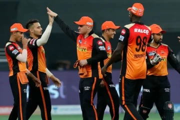 மானத்தை காப்பாற்றியை ஜேசன் ராய், வில்லியம்சன்! தொடர் தோல்விக்கு பின் அதாதாரண வெற்றியை பெற்ற ஹைதராபாத்!